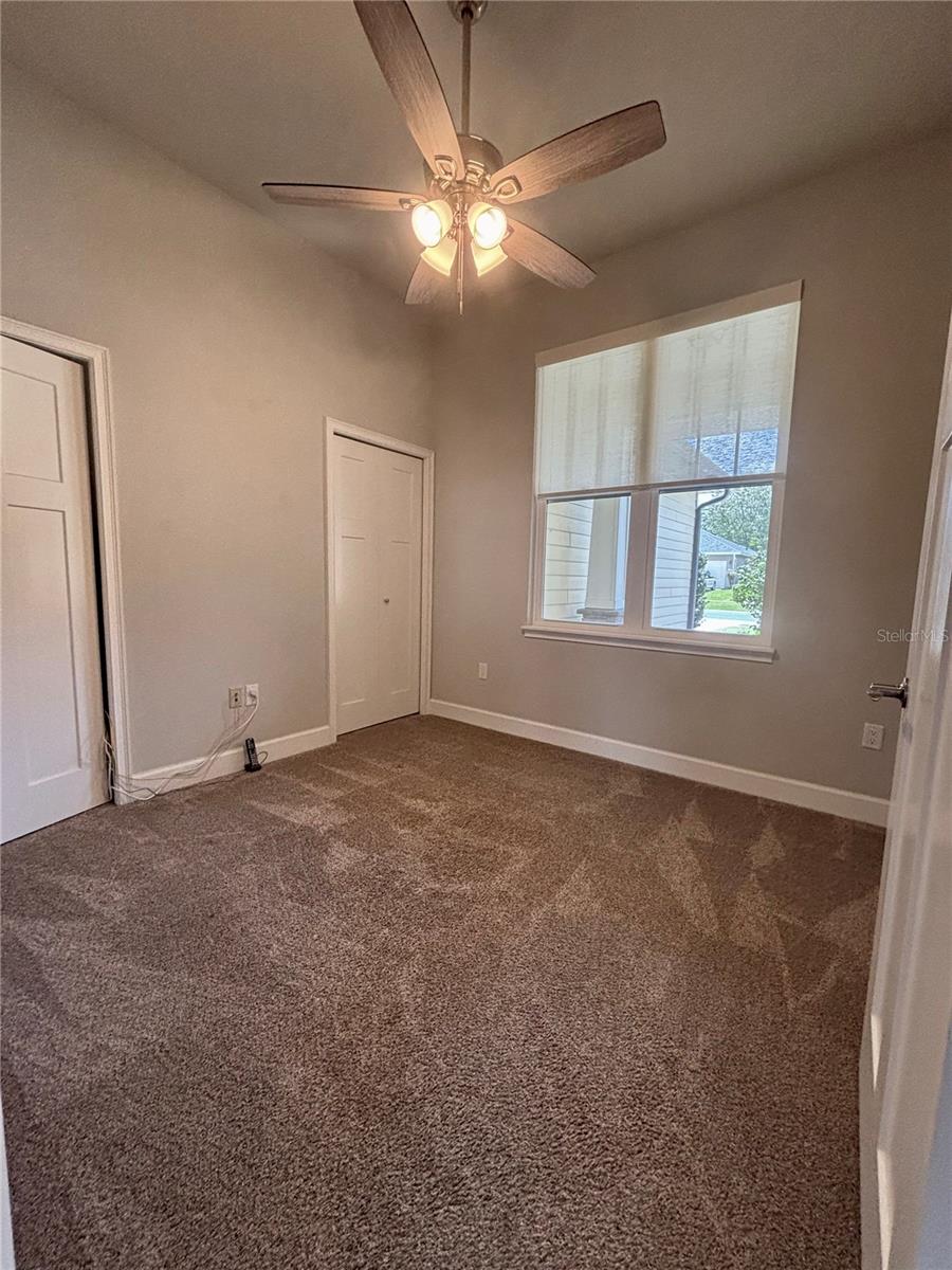 Image 17 of 36 For 16425 204th Street