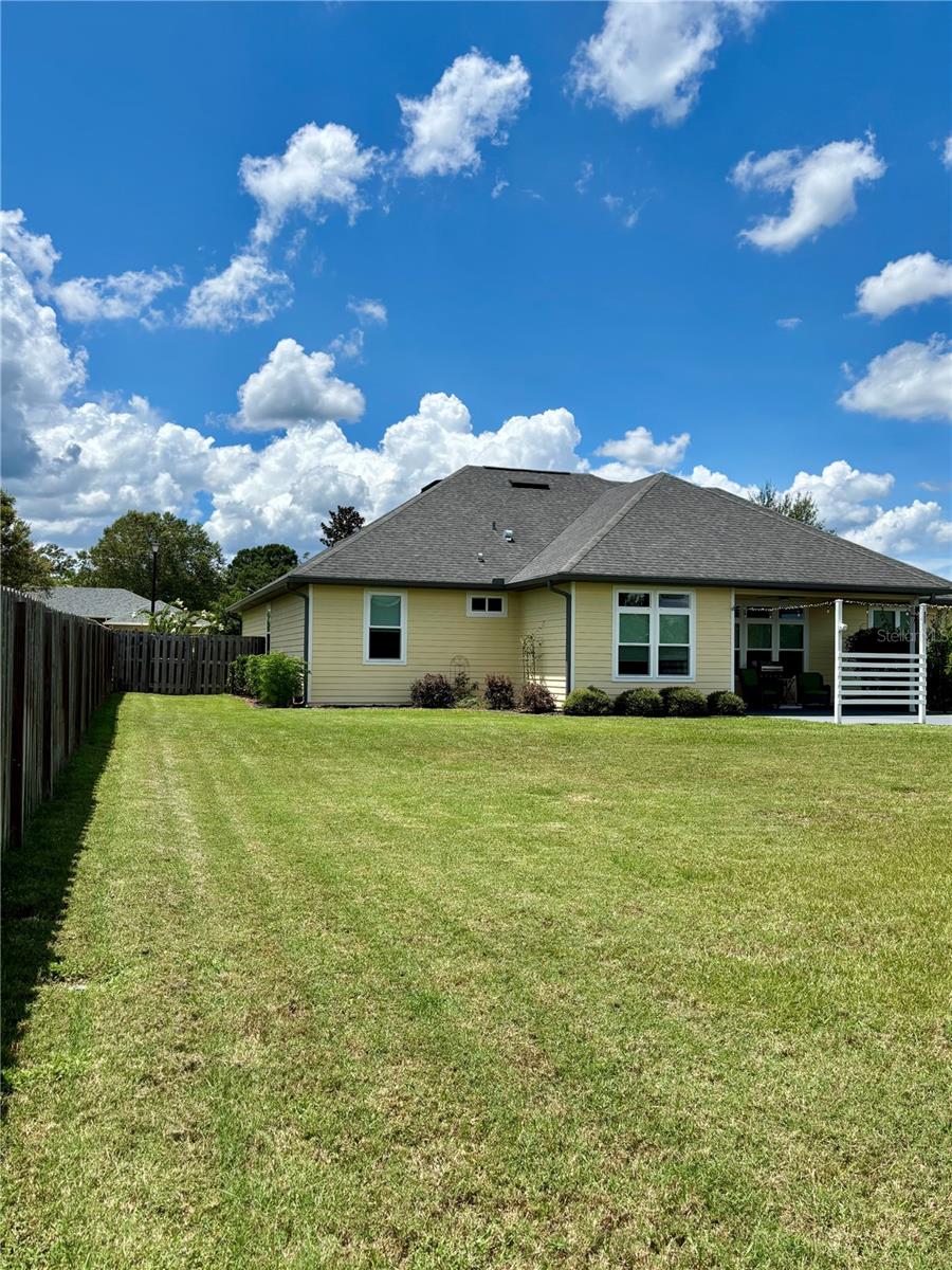 Image 27 of 36 For 16425 204th Street