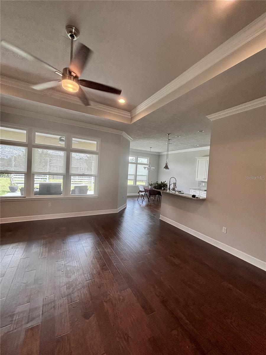 Image 6 of 36 For 16425 204th Street