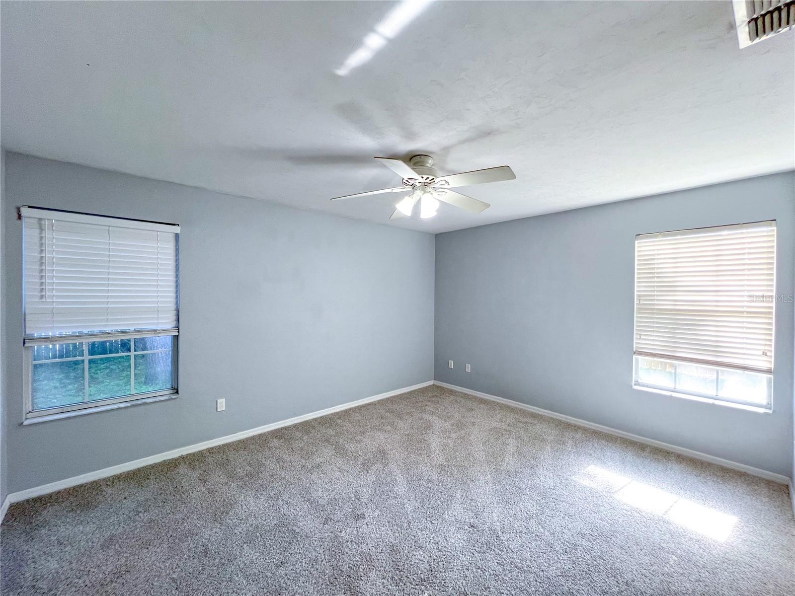 Image 6 of 13 For 2240 41st Lane