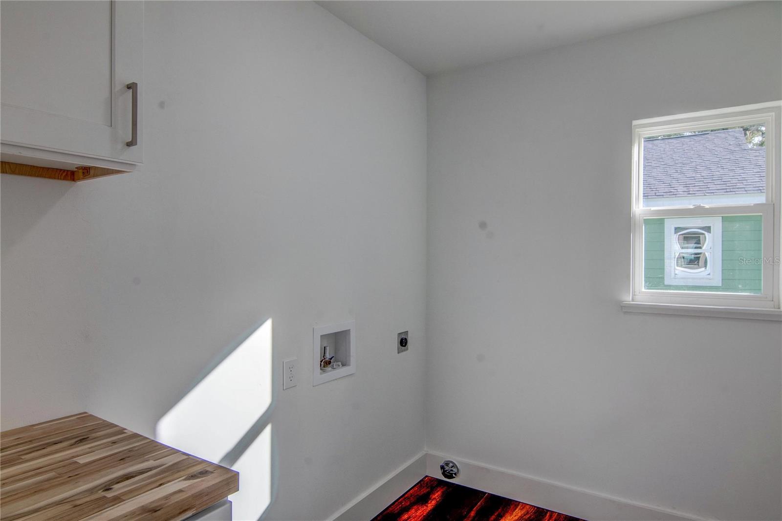 Image 12 of 29 For 15506 134th Terrace