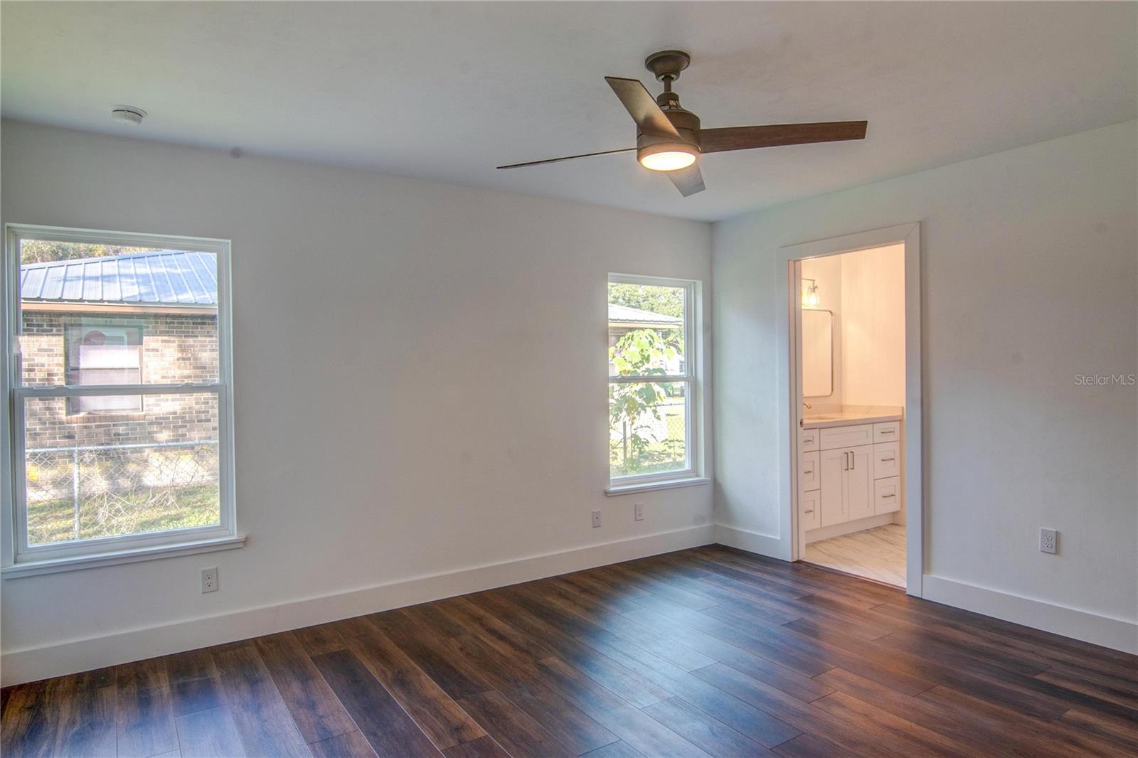 Image 13 of 29 For 15506 134th Terrace