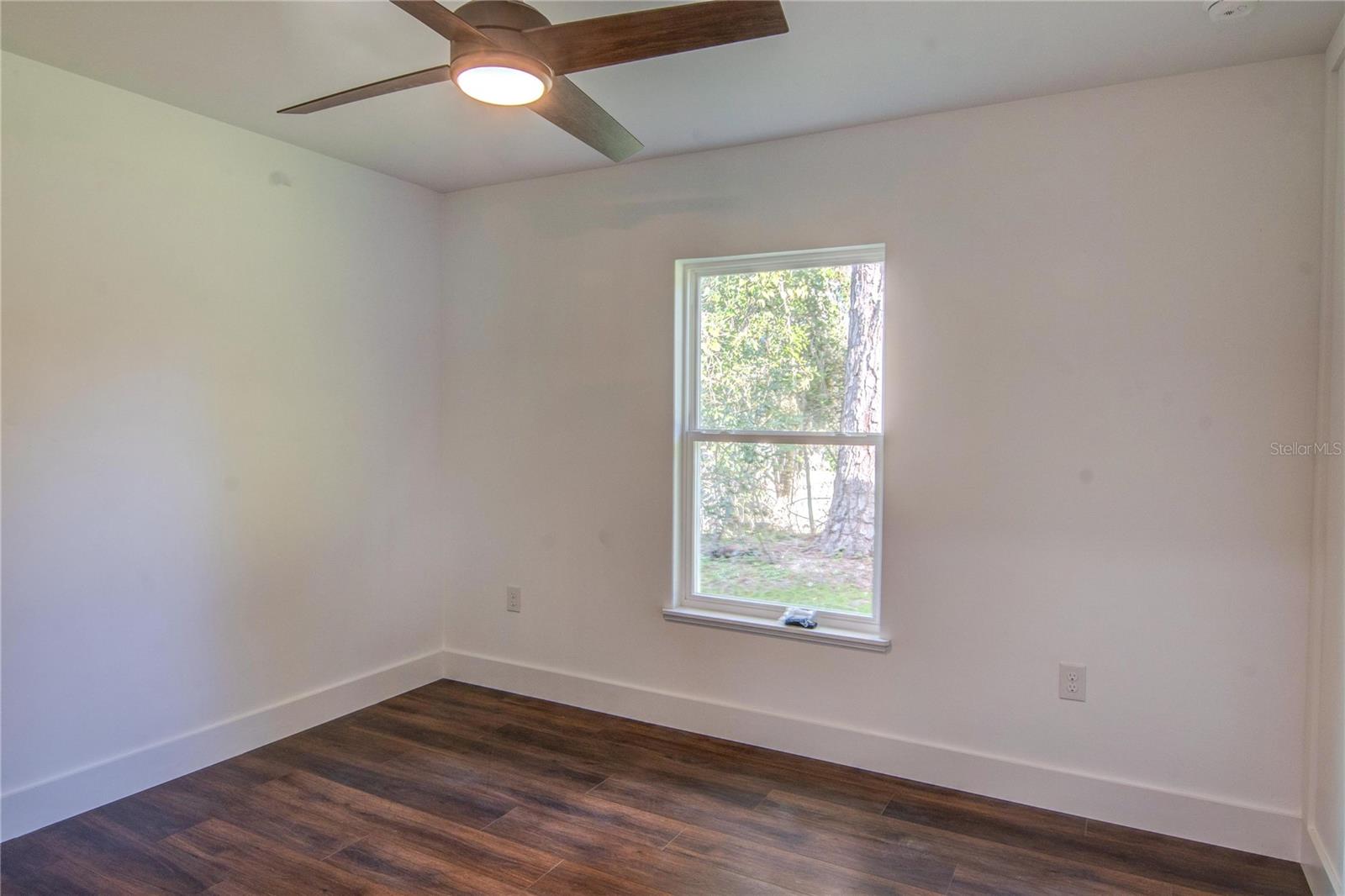 Image 18 of 29 For 15506 134th Terrace