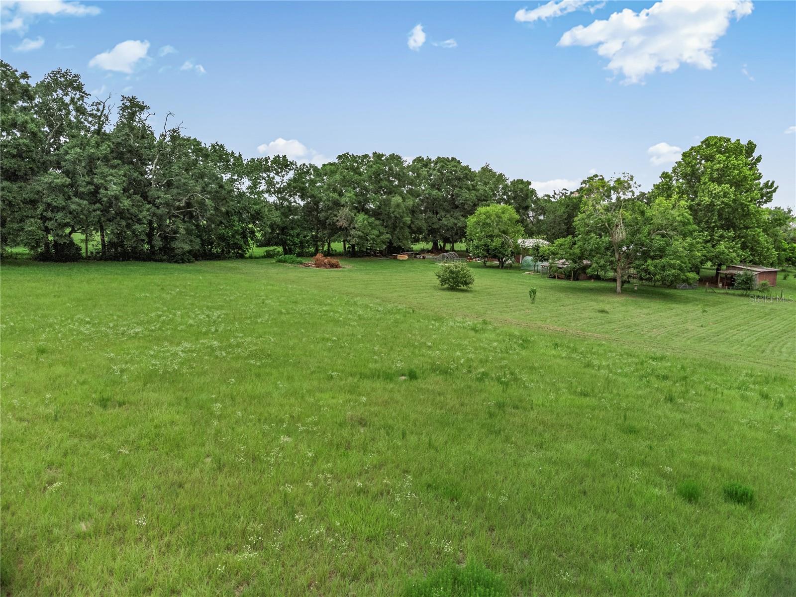 Image 10 of 42 For 251 130th Street