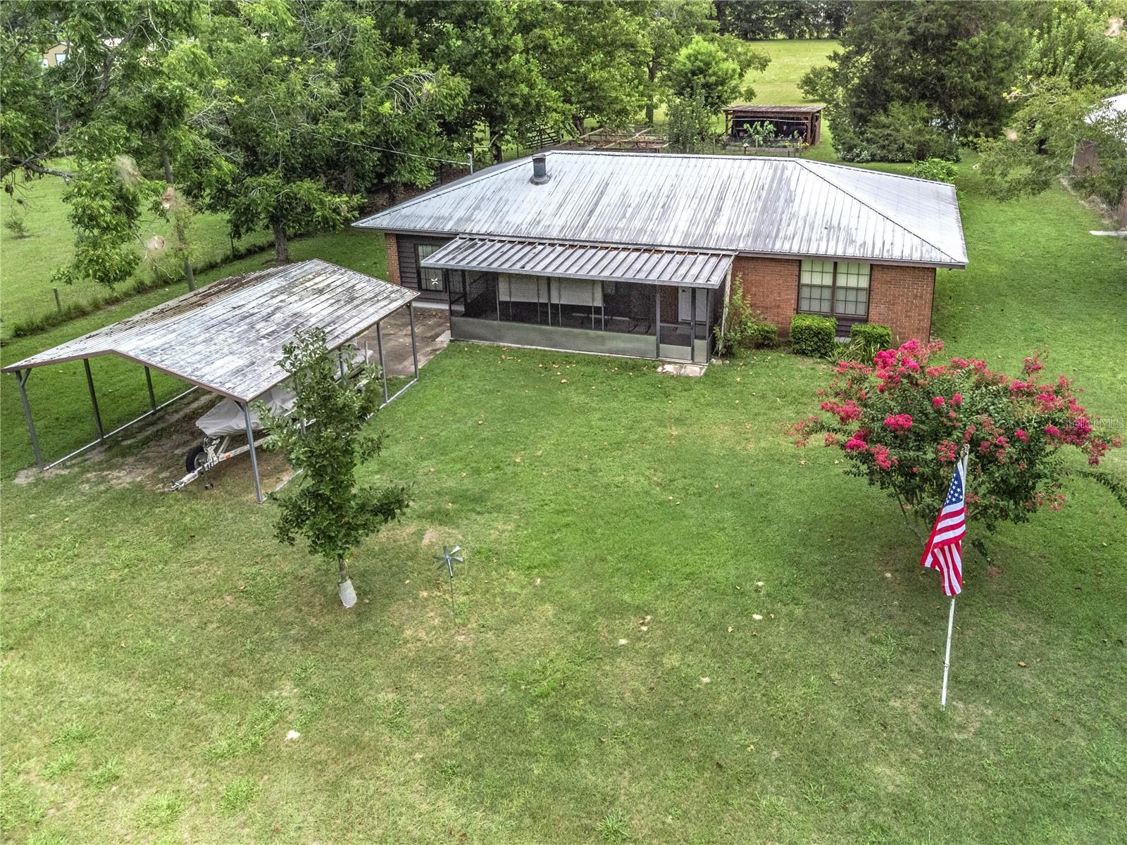 Image 4 of 42 For 251 130th Street