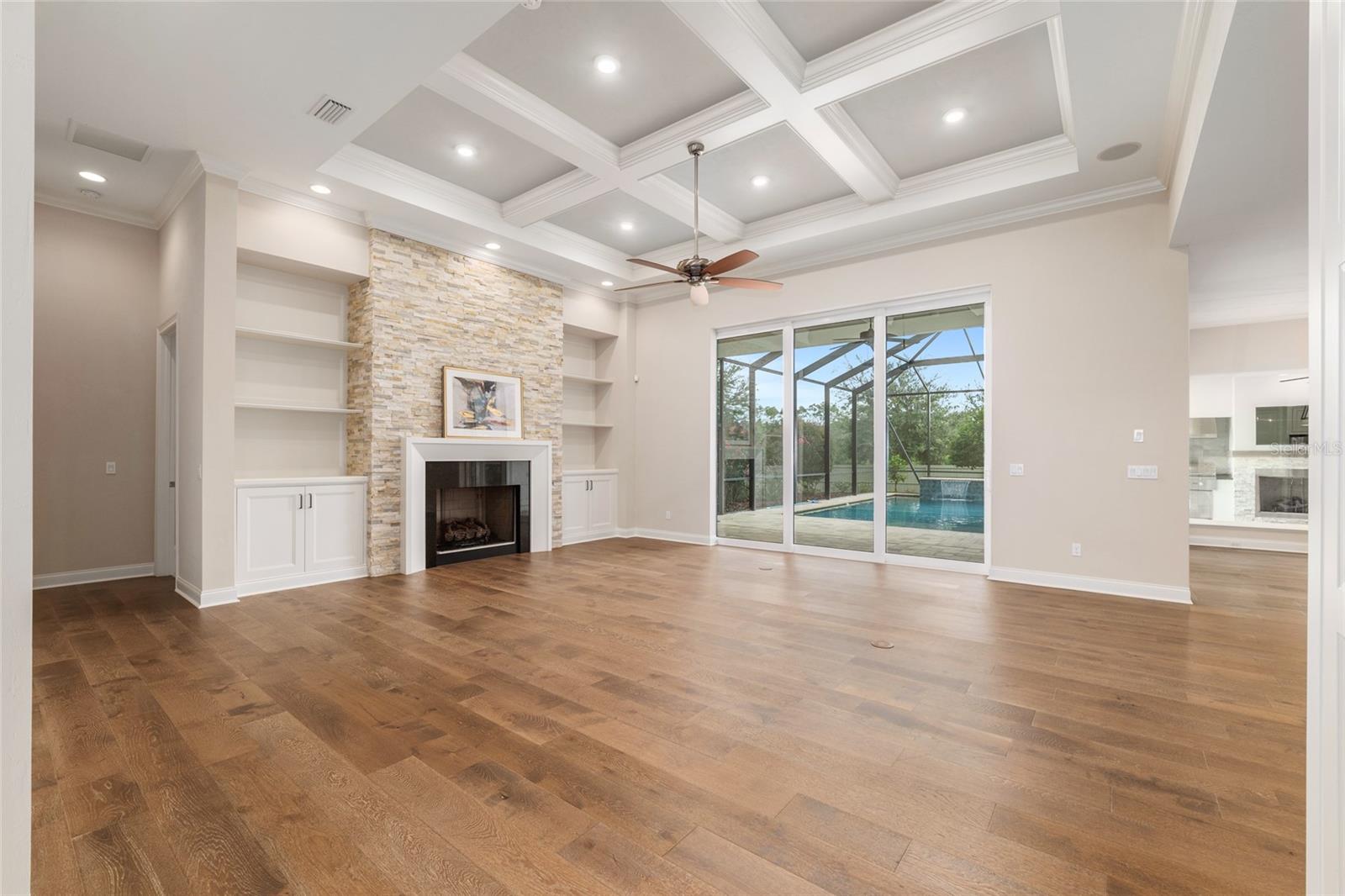 Image 11 of 90 For 3101 106 Street