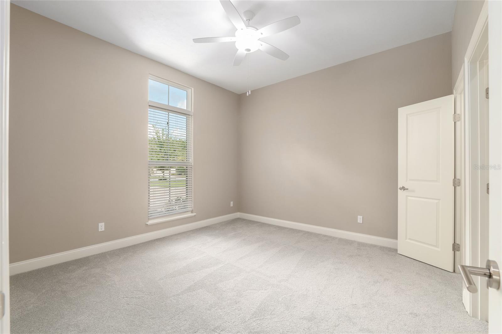 Image 63 of 90 For 3101 106 Street