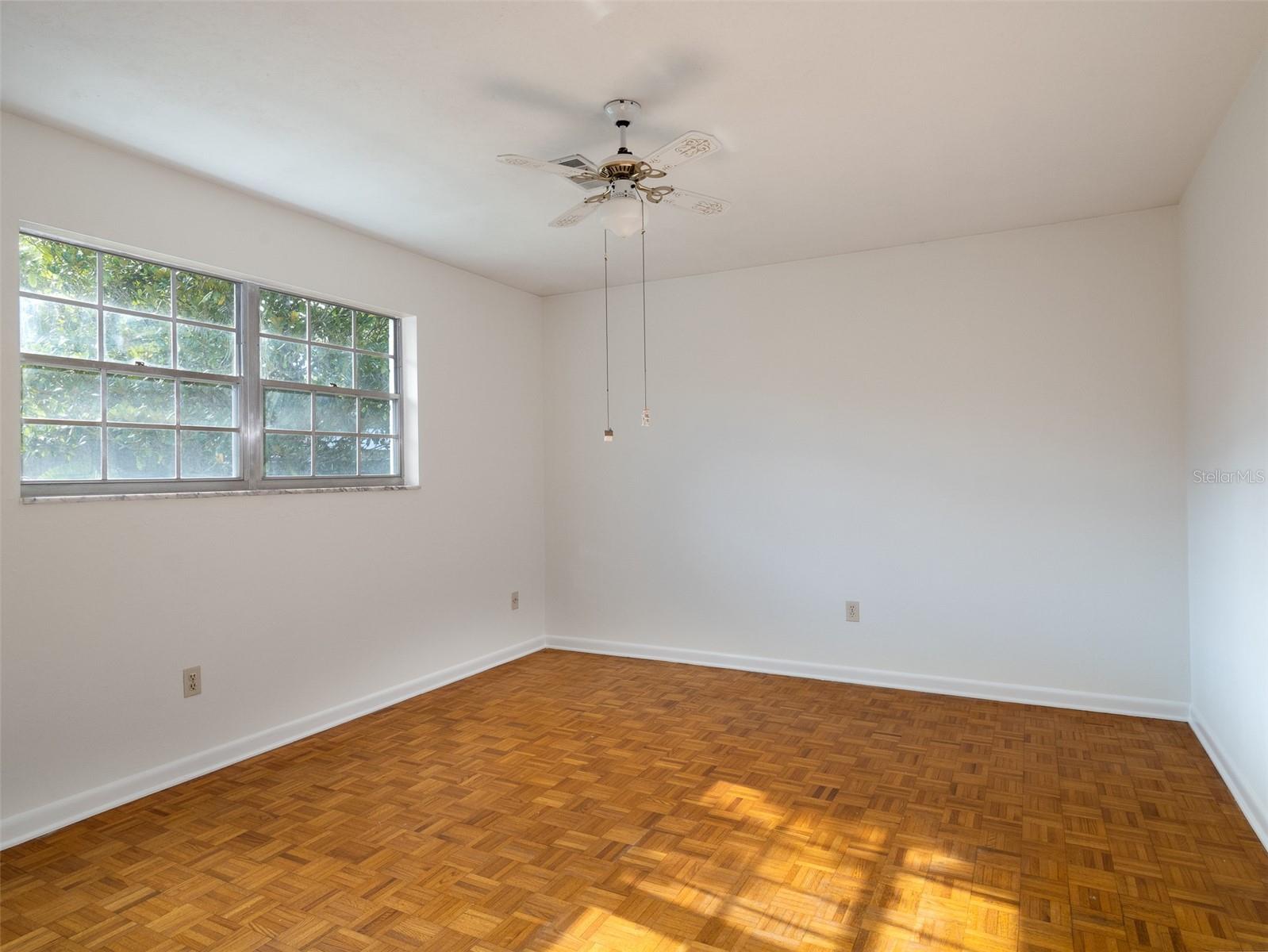 Image 17 of 33 For 3415 27th Terrace