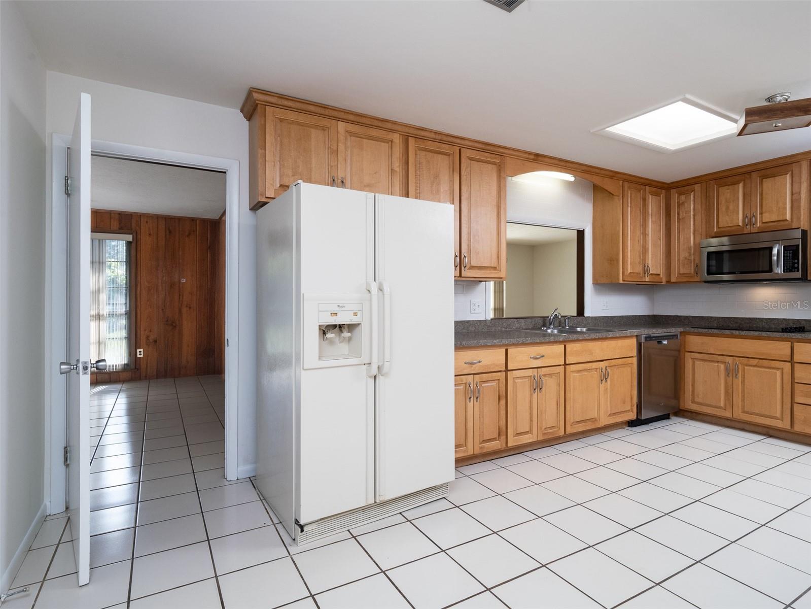 Image 9 of 33 For 3415 27th Terrace