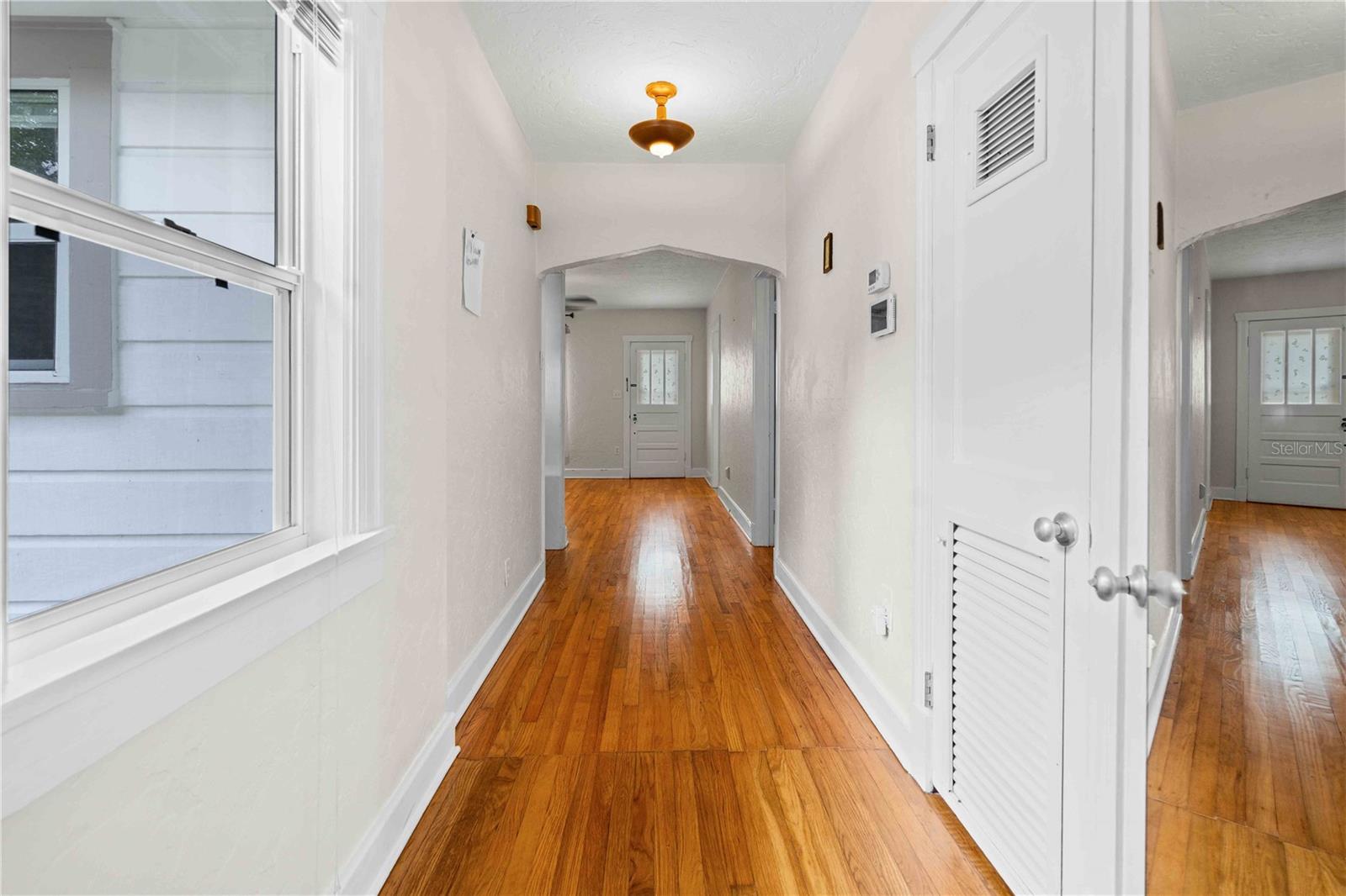 Image 10 of 29 For 716 10th Avenue