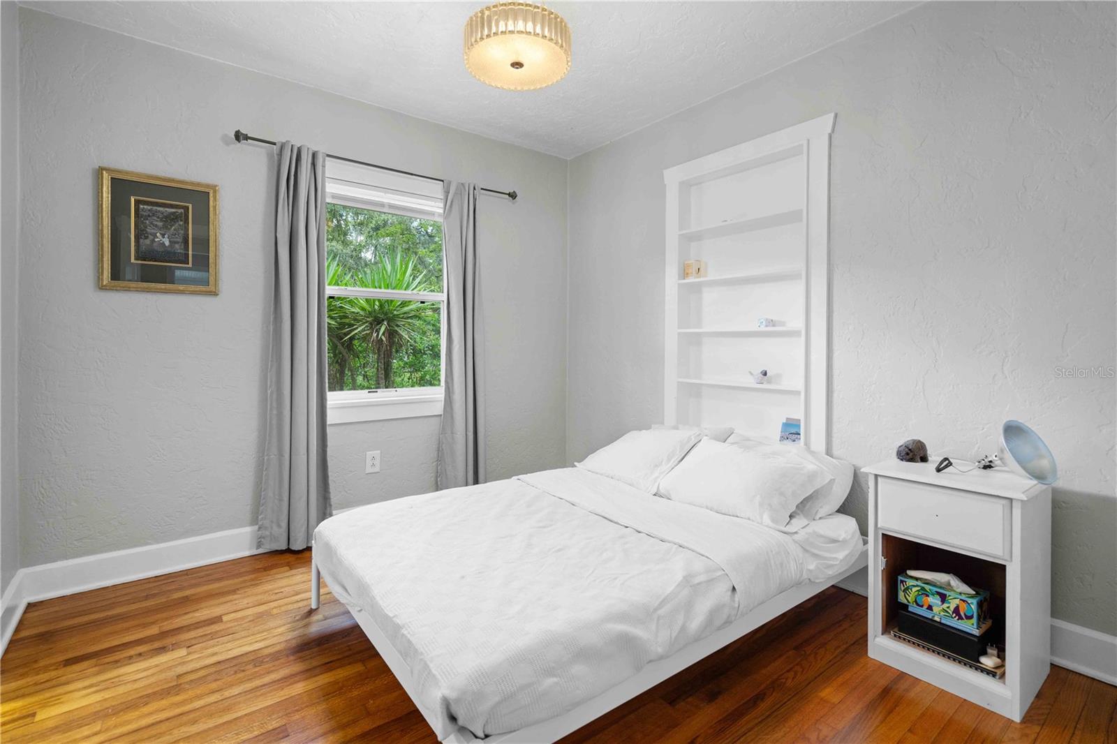 Image 11 of 29 For 716 10th Avenue