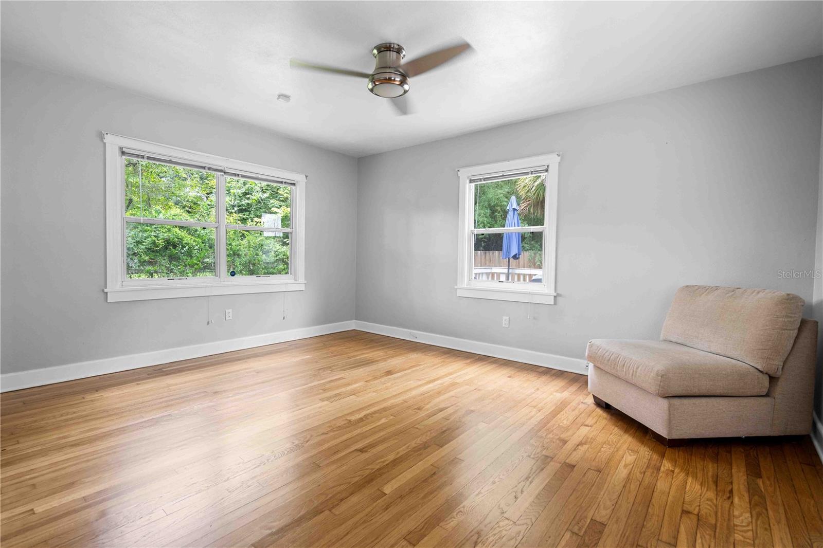 Image 9 of 29 For 716 10th Avenue