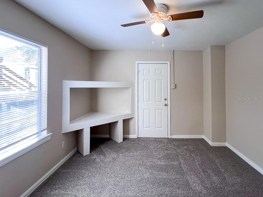 Image 11 of 19 For 219 3rd Avenue B