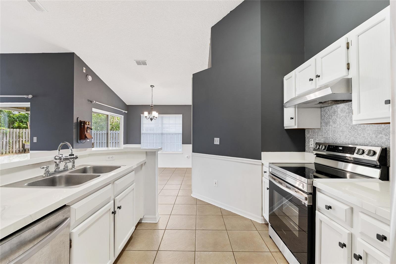 Image 22 of 59 For 6621 81st Street