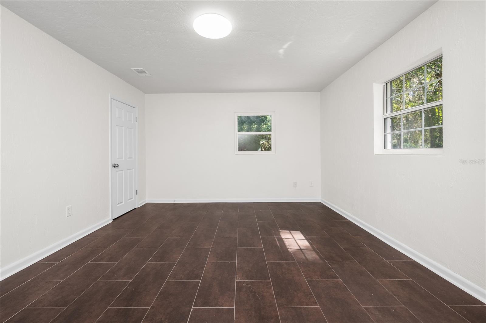 Image 16 of 25 For 2100 50th Street