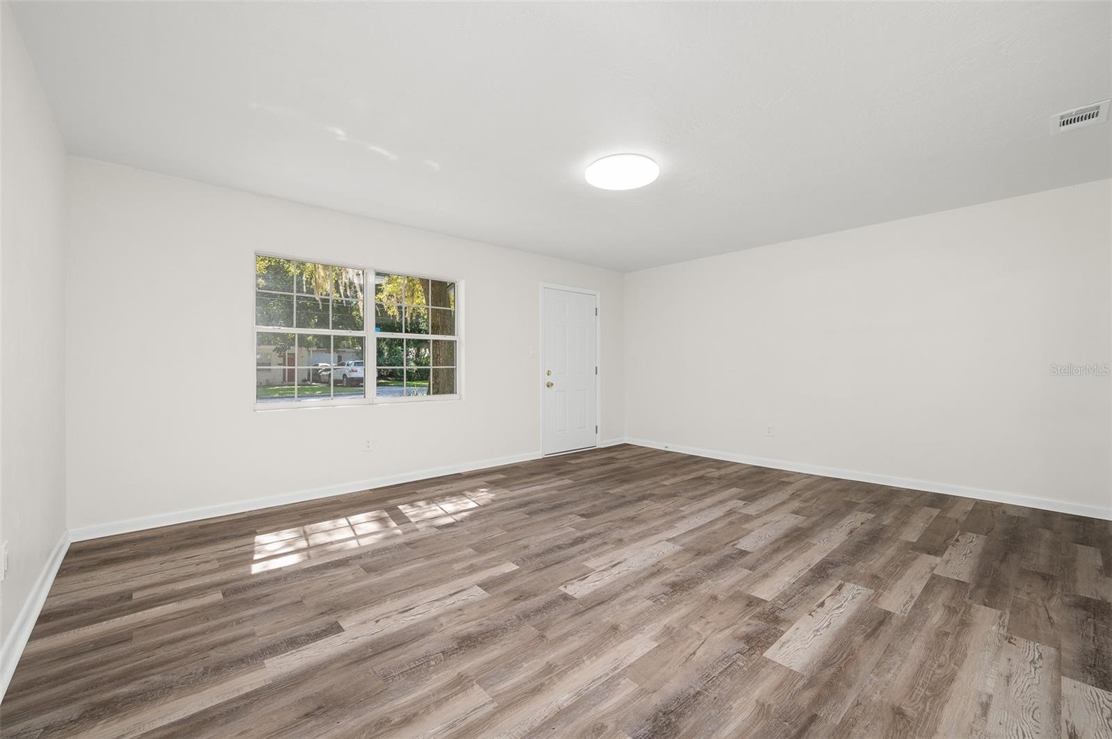 Image 5 of 25 For 2100 50th Street