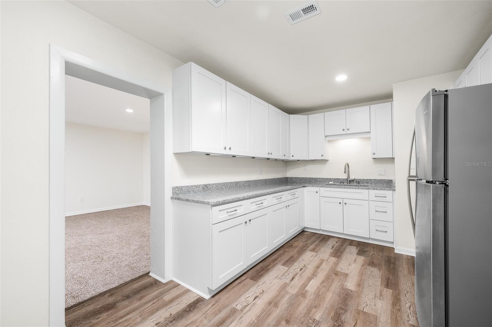 Image 7 of 25 For 2100 50th Street