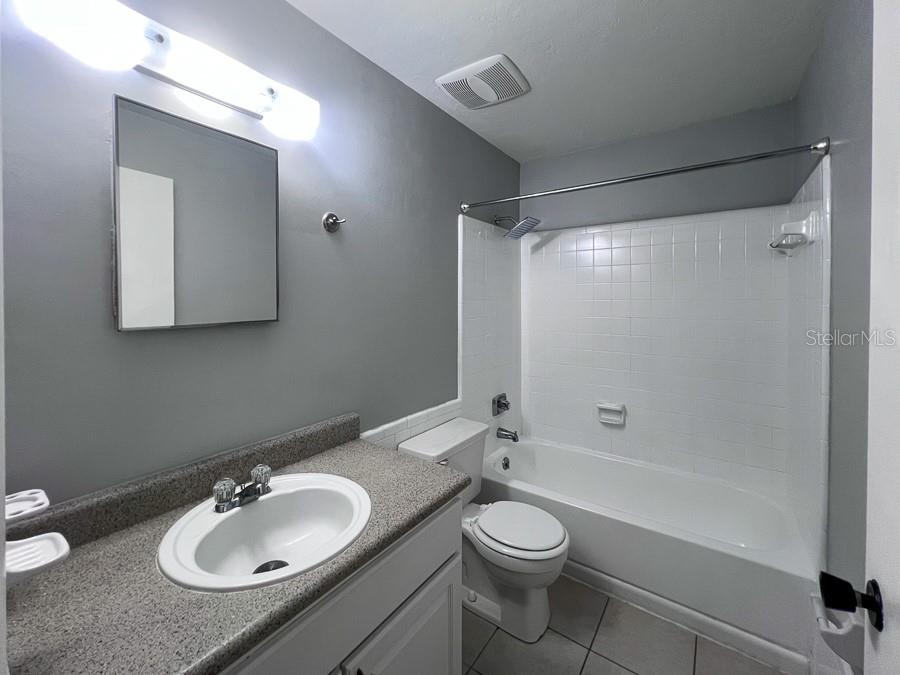 Image 15 of 20 For 2232 39th Drive A