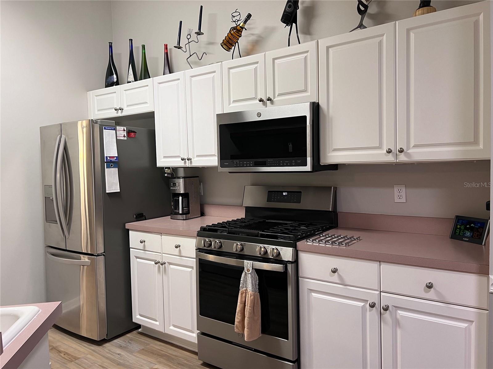 Image 15 of 44 For 6841 80th Drive