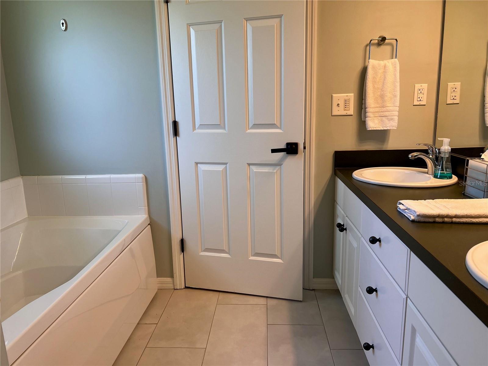 Image 22 of 44 For 6841 80th Drive