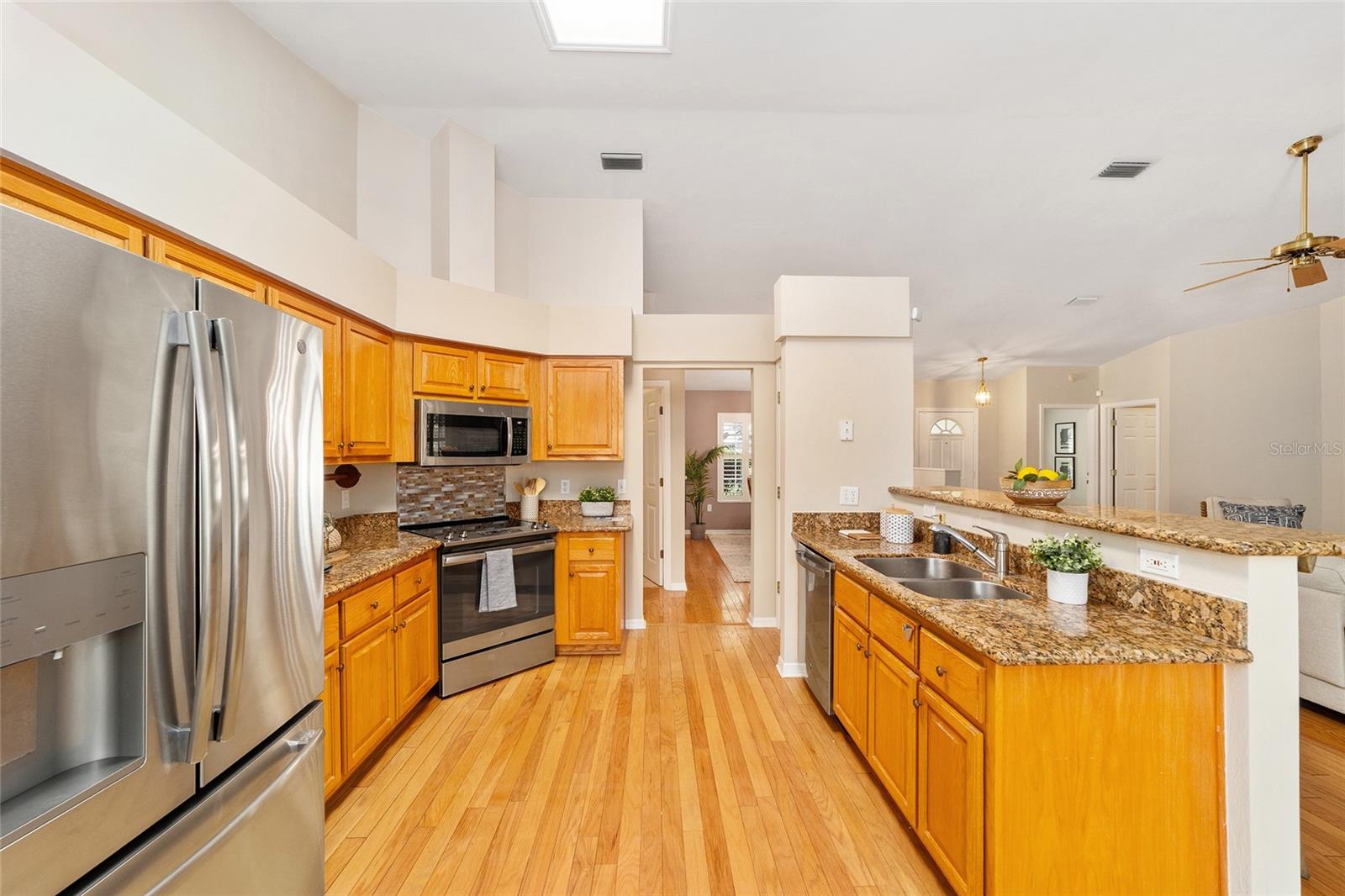 Image 11 of 38 For 4031 34th Drive