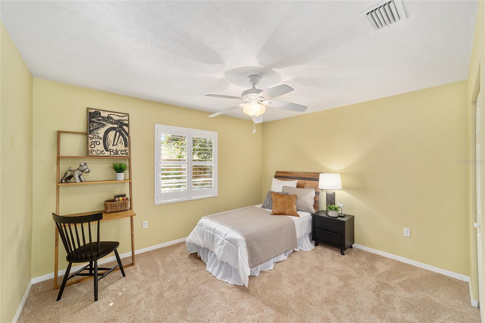Image 25 of 38 For 4031 34th Drive