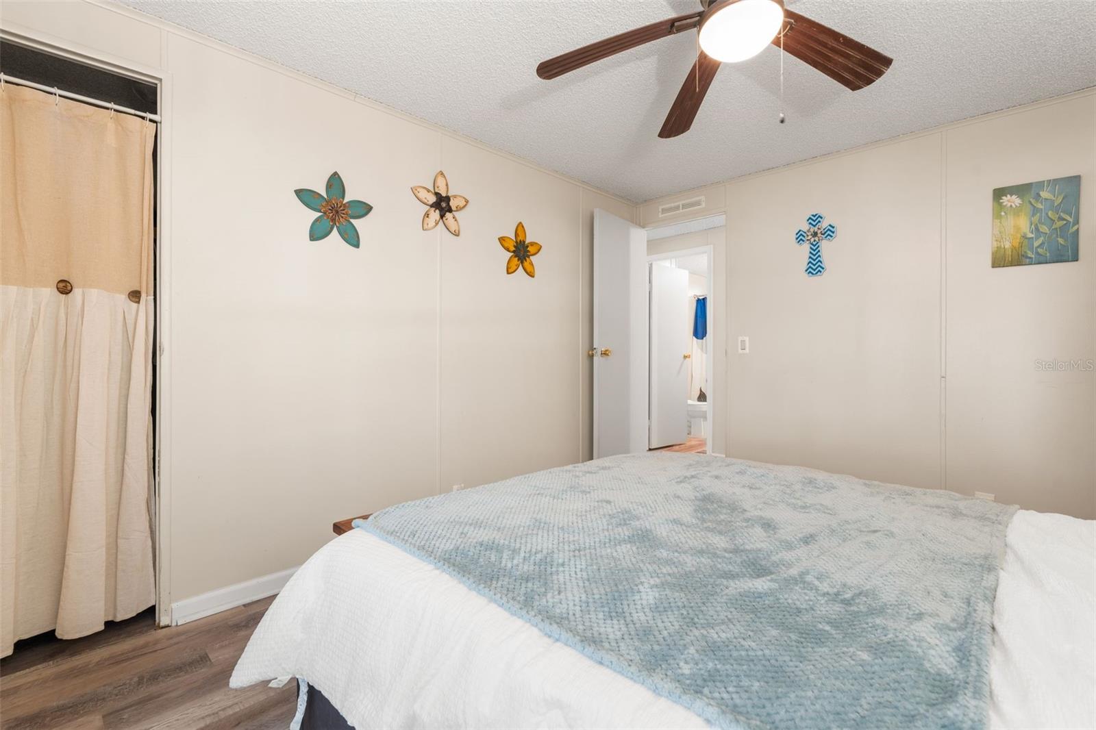 Image 18 of 44 For 7850 178 Terrace