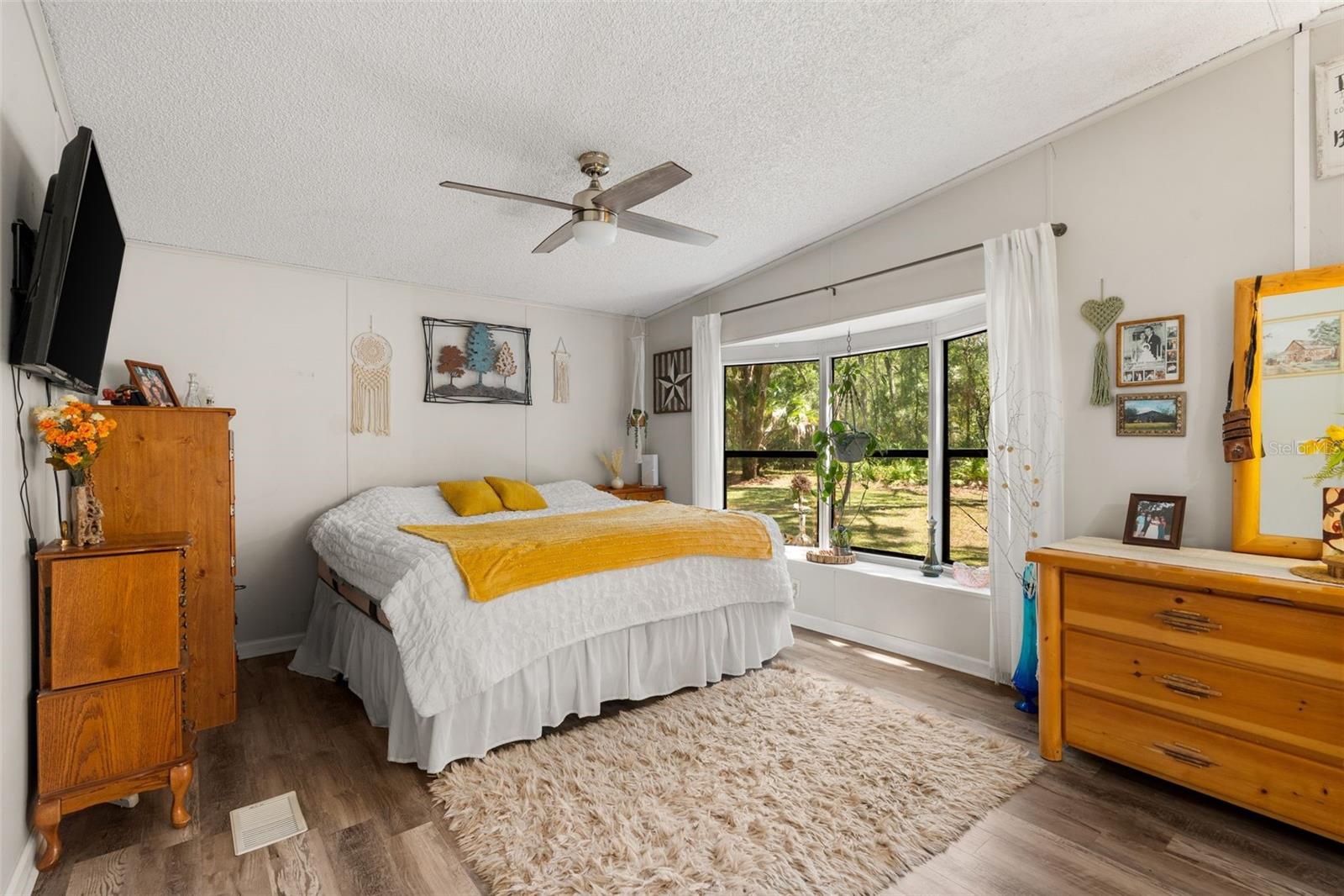 Image 20 of 44 For 7850 178 Terrace