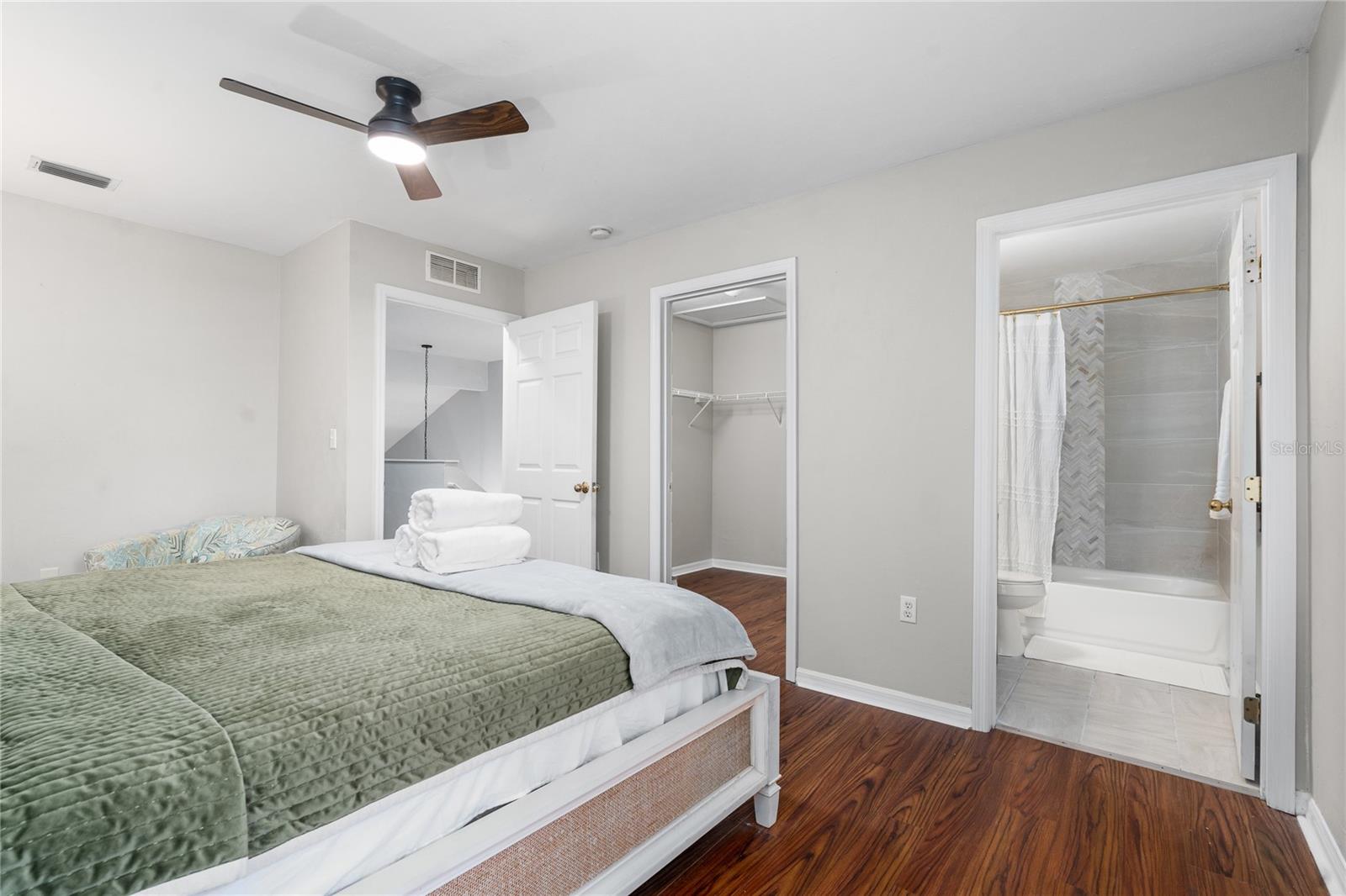 Image 24 of 38 For 1217 55th Street 14