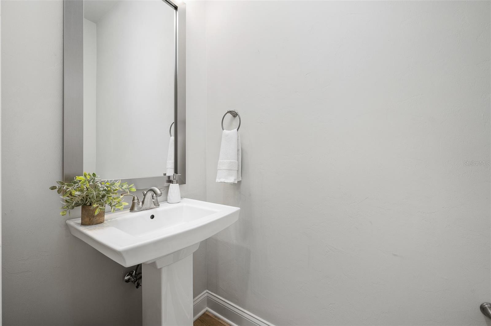 Image 25 of 62 For 3579 111th Drive