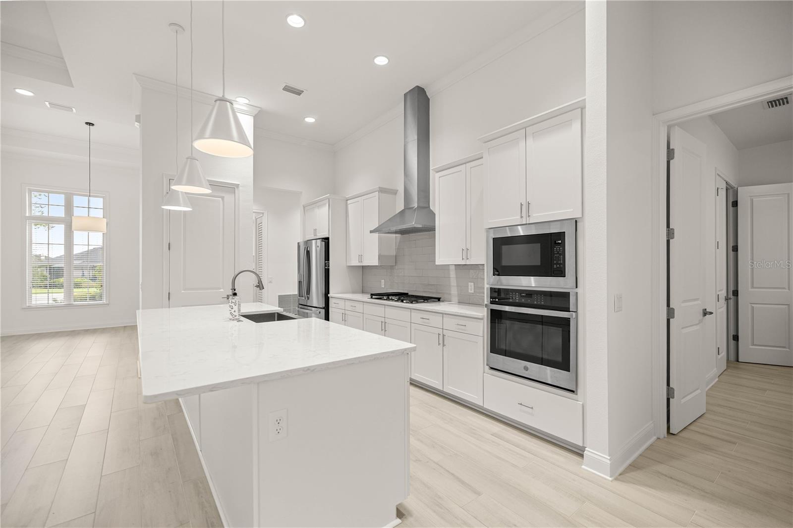 Image 16 of 50 For 3445 111th Drive