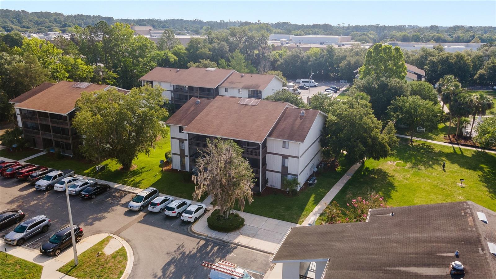 Image 15 of 17 For 6519 Newberry Road 1210