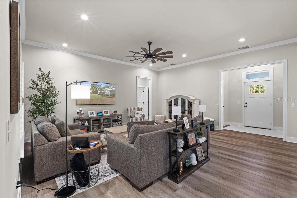 Image 20 of 75 For 9300 Emily Drive