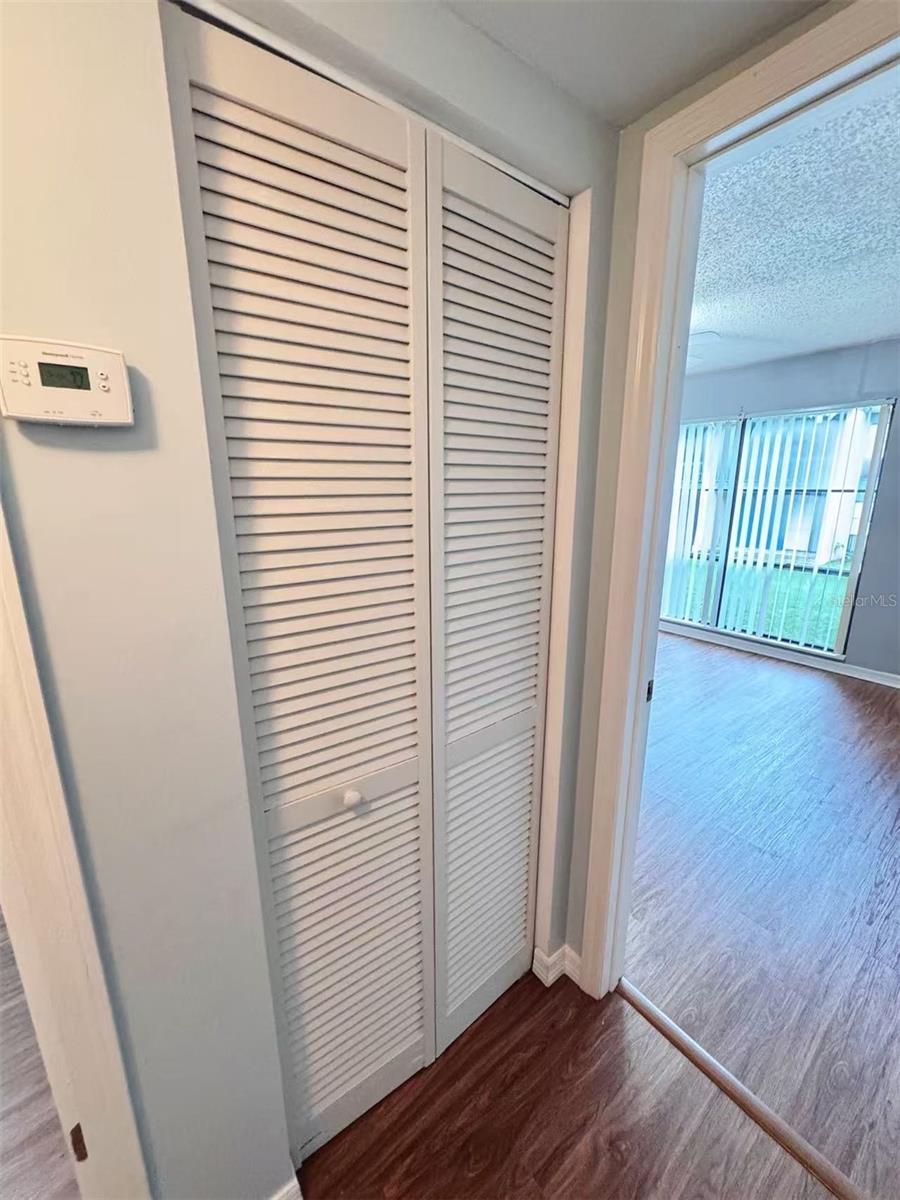 Image 8 of 25 For 2811 Archer Road W189