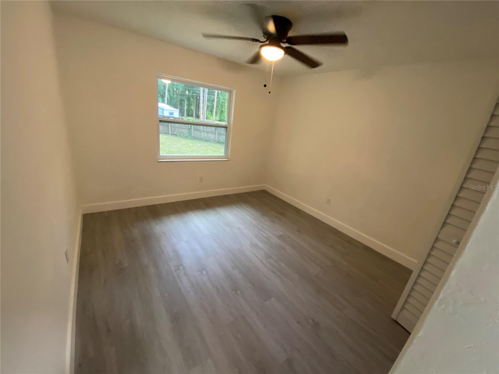 Image 10 of 16 For 6898 Cr 214  