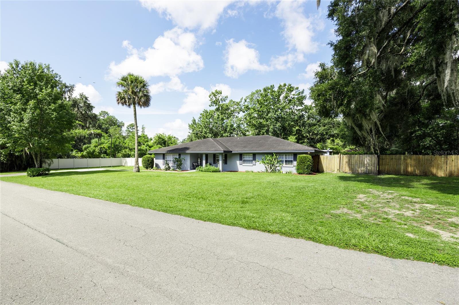 Image 3 of 63 For 2920 30th Terrace