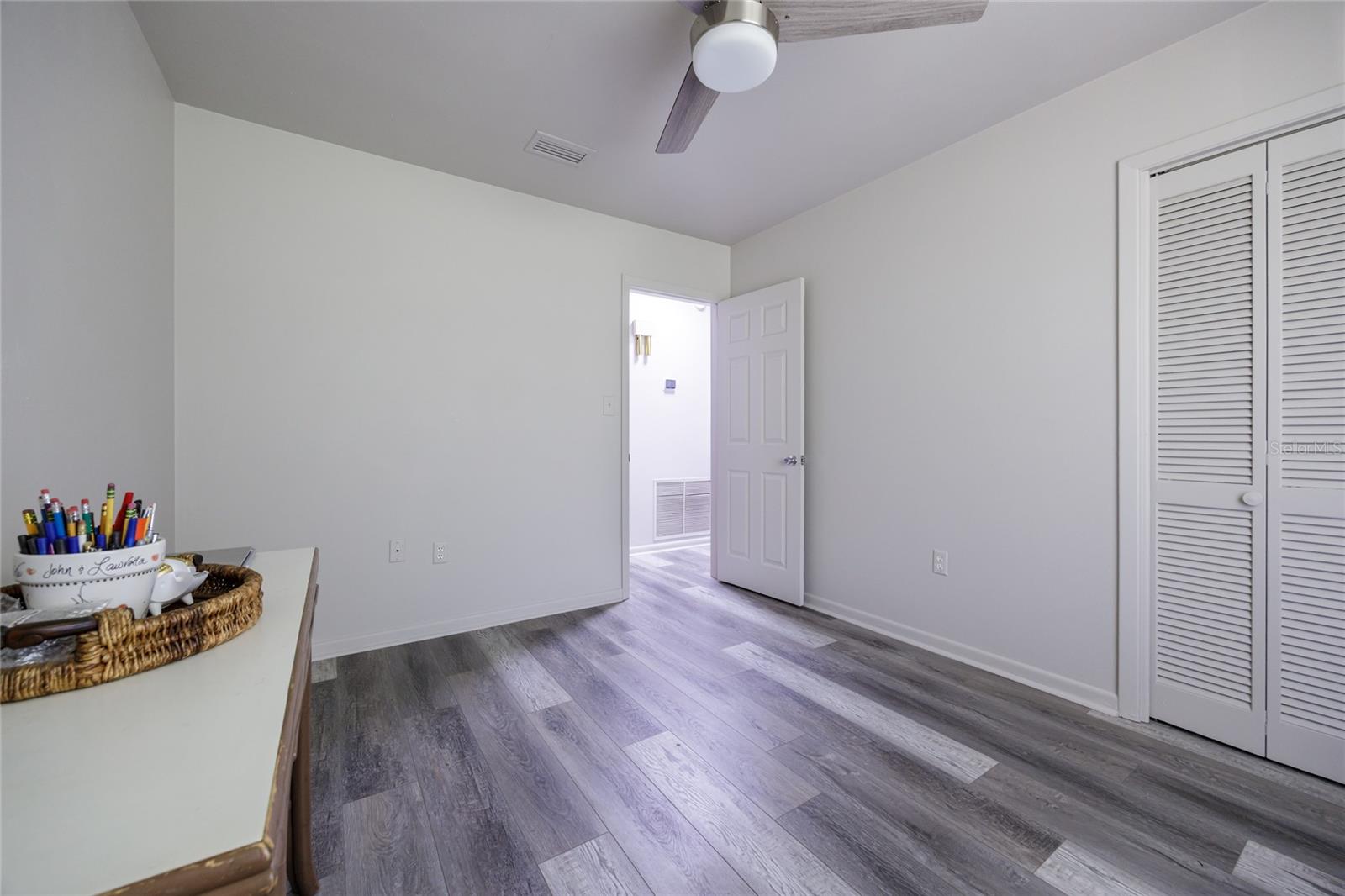 Image 42 of 63 For 2920 30th Terrace