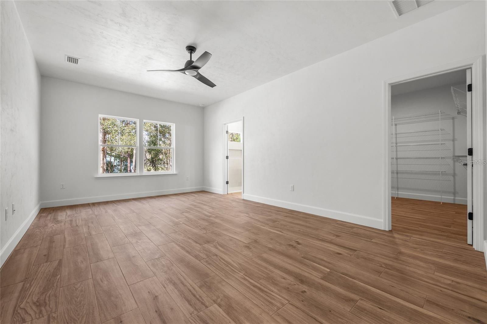 Image 22 of 29 For 601 Fisher Drive