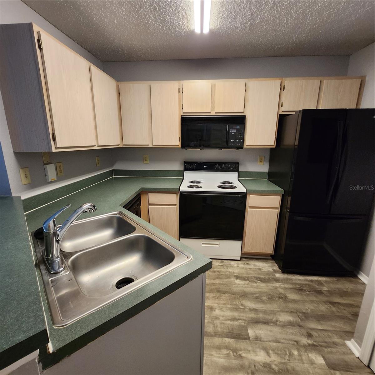 Image 5 of 33 For 3705 27th Street 1013