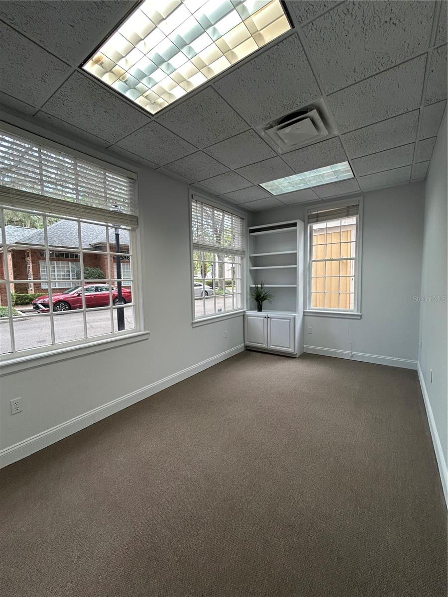 Image 4 of 10 For 5216 91st Terrace A105