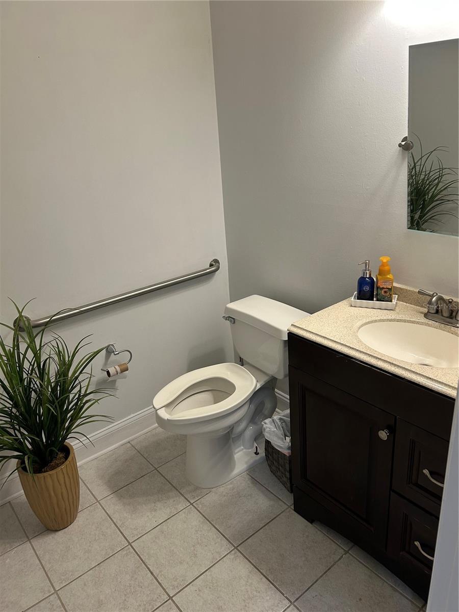 Image 7 of 10 For 5216 91st Terrace A105