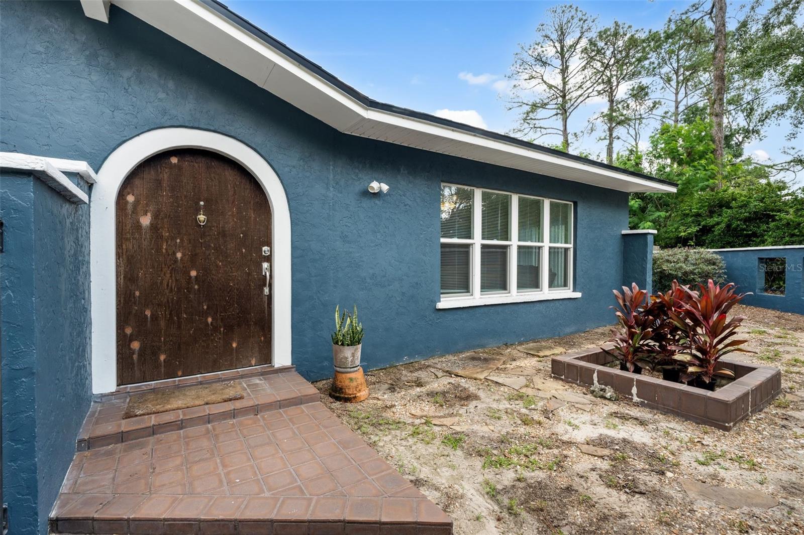 Image 3 of 39 For 2840 54th Avenue