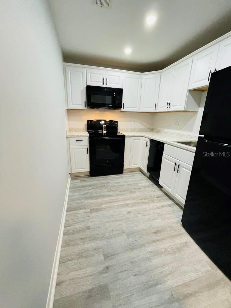 Image 2 of 11 For 3924 26th Drive 3