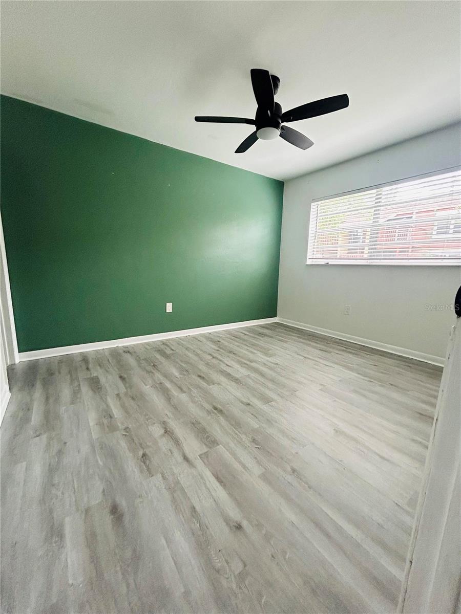 Image 5 of 11 For 3924 26th Drive 3