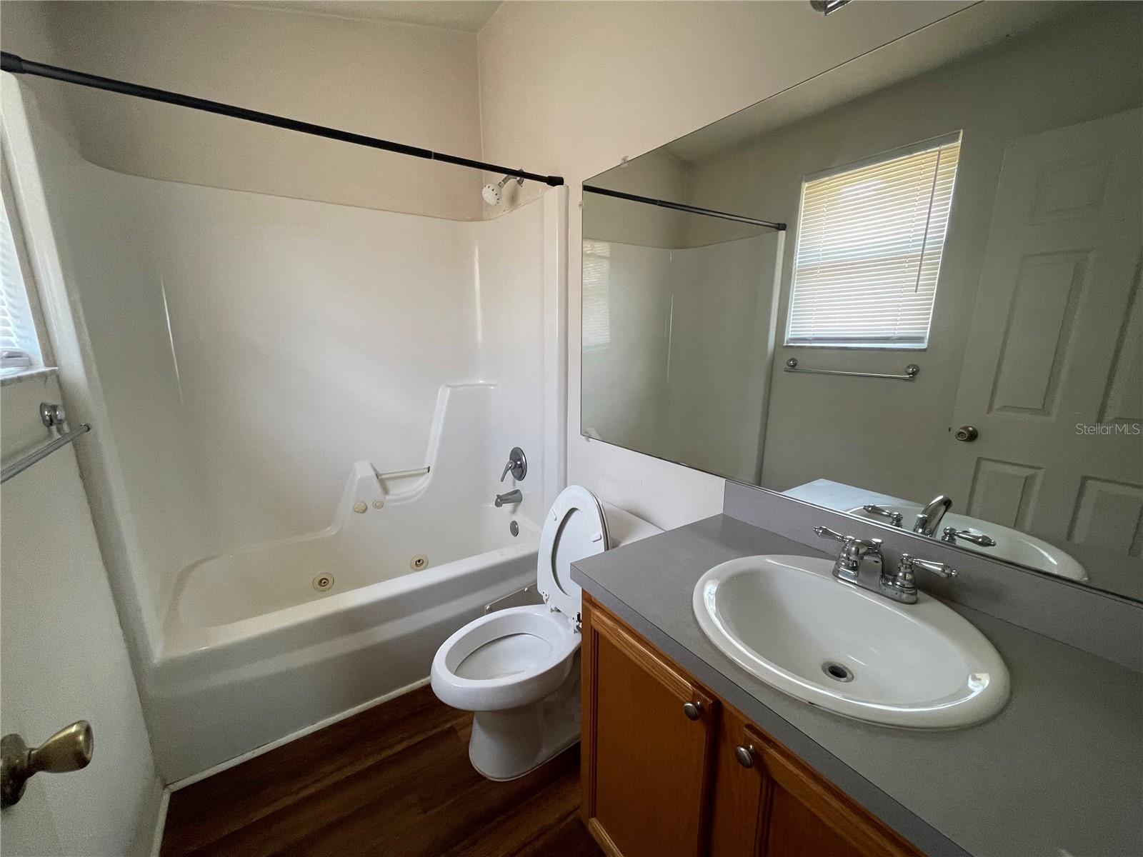 Image 9 of 19 For 3860 20th Avenue 1801