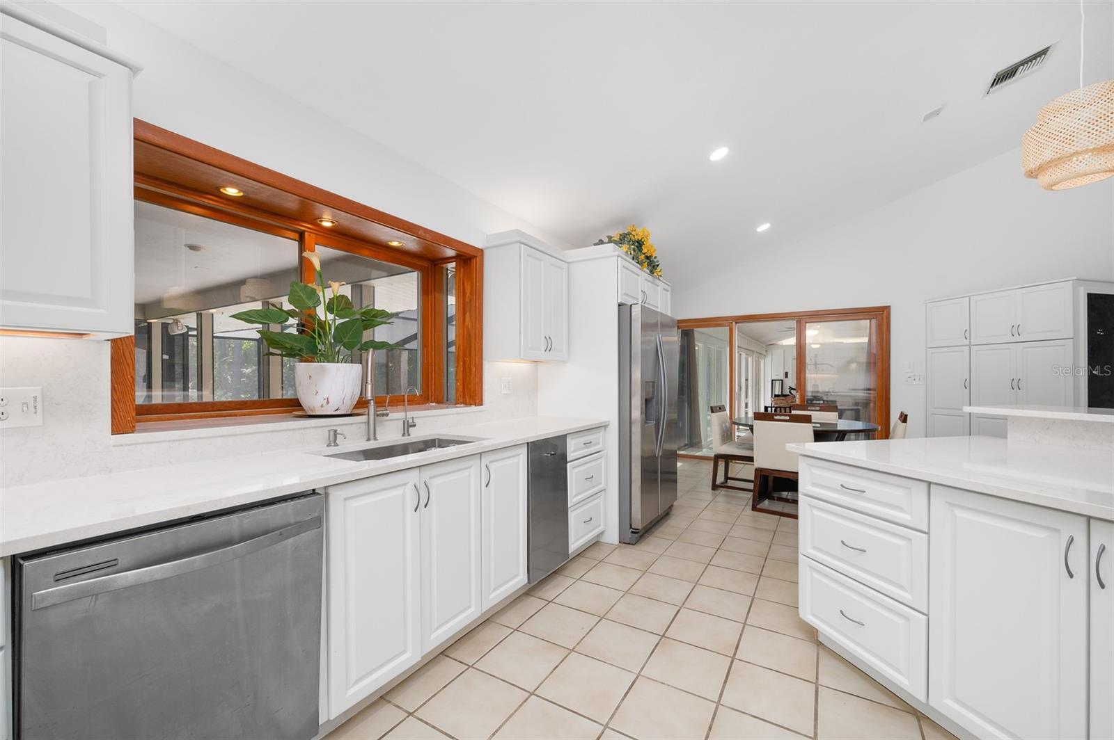 Image 19 of 67 For 413 97th Terrace