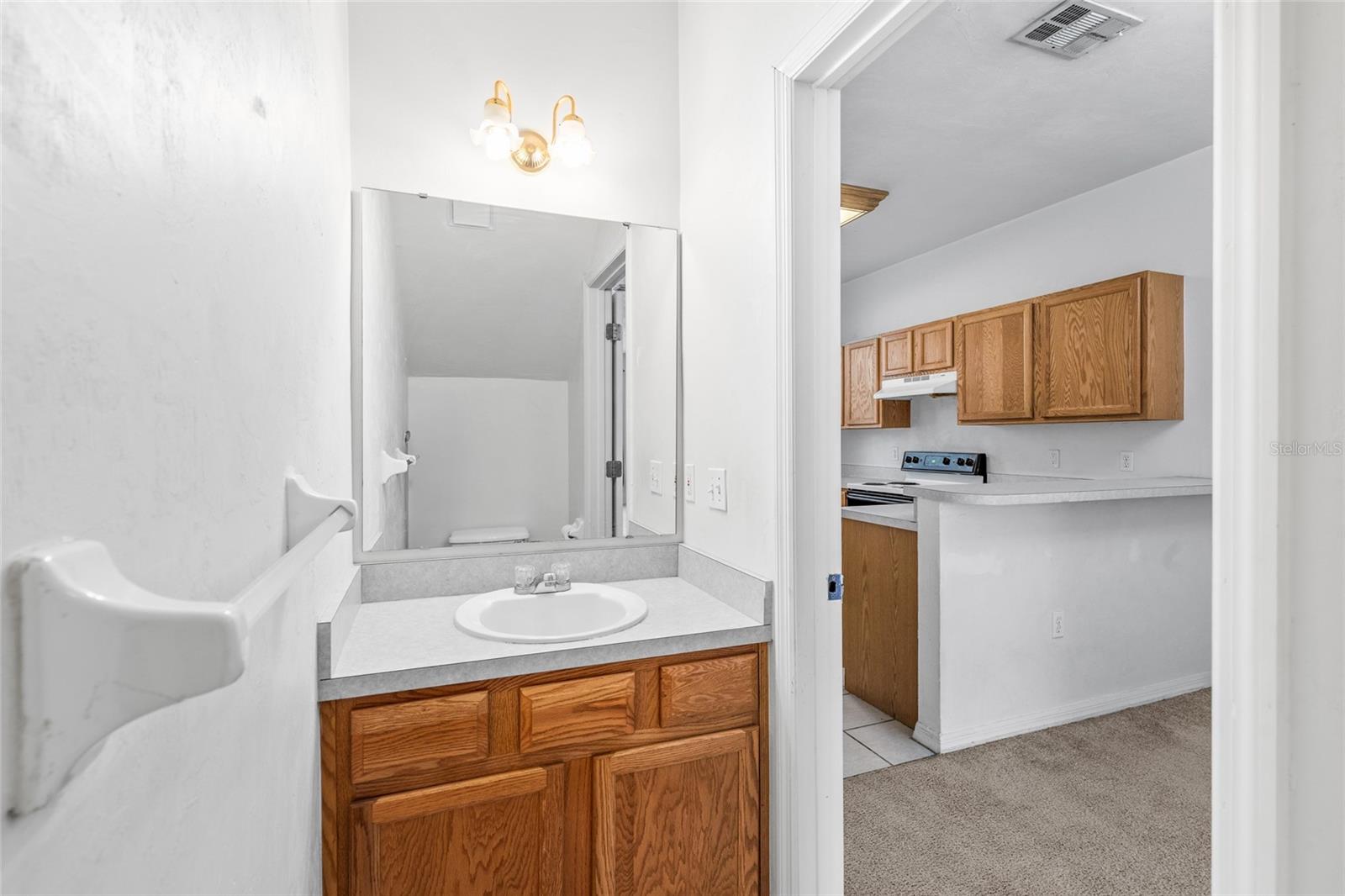 Image 14 of 25 For 3901 20th Avenue 306