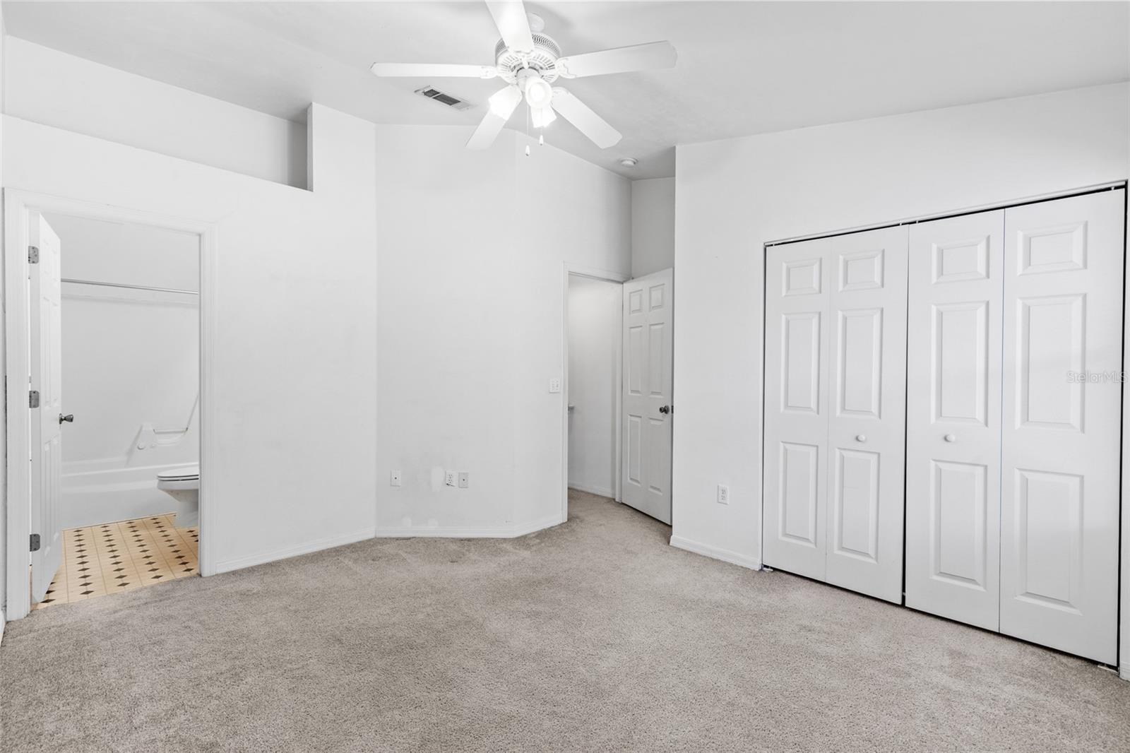 Image 19 of 25 For 3901 20th Avenue 306