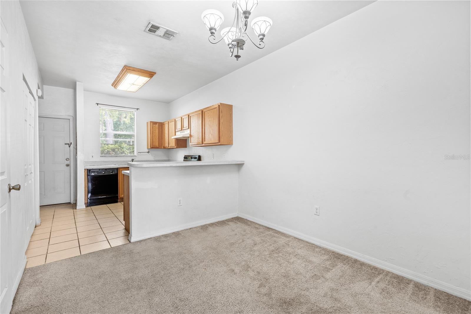 Image 7 of 25 For 3901 20th Avenue 306