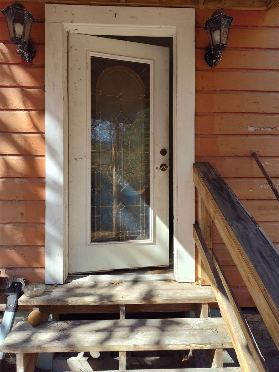 Image 18 of 27 For 21215 111th Avenue